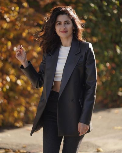 Nesrin Cavadzade seksi ifşa fotoğrafı 75621