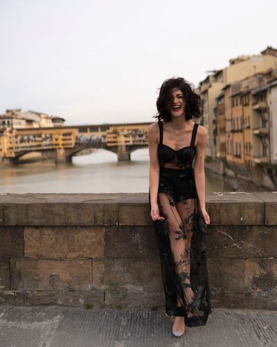 Nesrin Cavadzade seksi ifşa fotoğrafı 75487