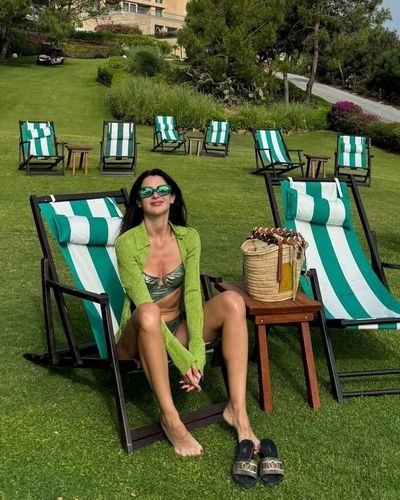 Nesrin Cavadzade seksi ifşa fotoğrafı 818