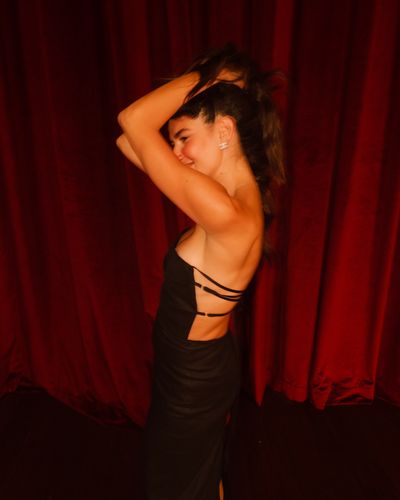 Nesrin Cavadzade seksi ifşa fotoğrafı 838