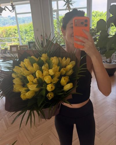 Nesrin Cavadzade seksi ifşa fotoğrafı 897