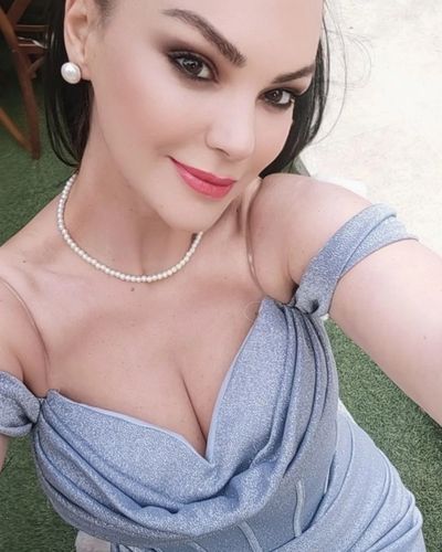 Nezihe Kalkan seksi ifşa fotoğrafı 1