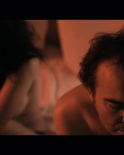 Nigar Alkan seksi ifşa fotoğrafı 3 — Yeraltı (2012)
