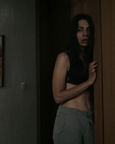 Nihan Okutucu seksi ifşa fotoğrafı 2 — In The Blind Spot (2023)