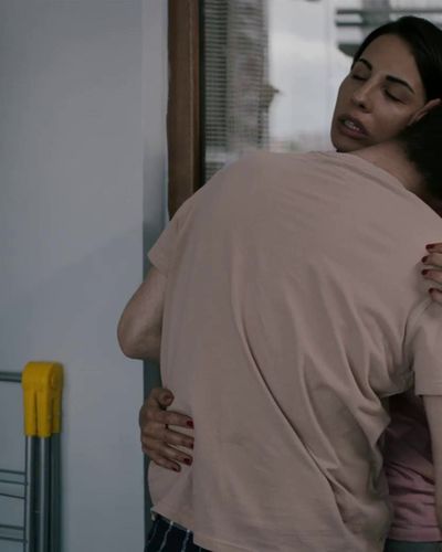 Nihan Okutucu seksi ifşa fotoğrafı 5 — In The Blind Spot (2023)