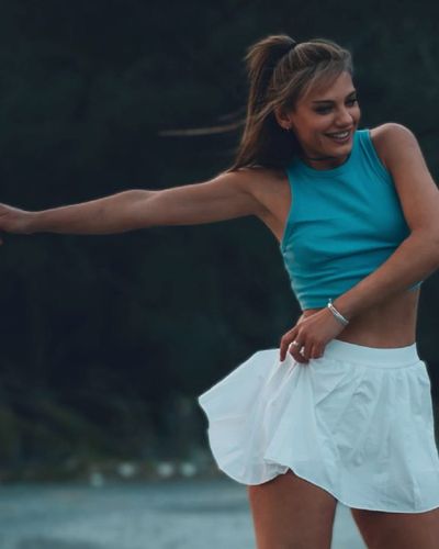 Nilay Deniz seksi ifşa fotoğrafı 15