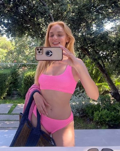 Nilperi Sahinkaya seksi ifşa fotoğrafı 148