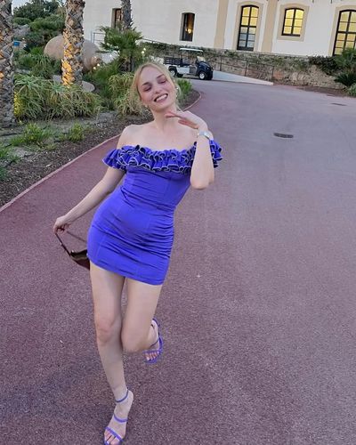 Nilperi Sahinkaya seksi ifşa fotoğrafı 157
