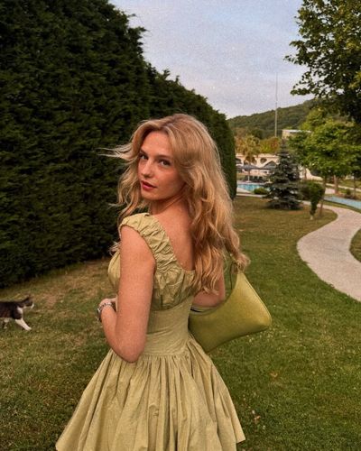 Nilsu Berfin Aktaş seksi ifşa fotoğrafı 12
