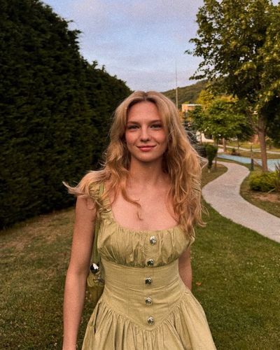 Nilsu Berfin Aktaş seksi ifşa fotoğrafı 16