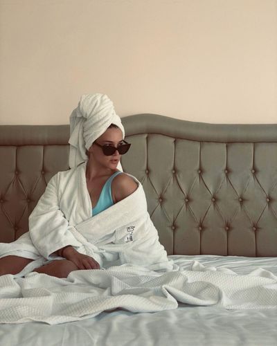 Nisa Bölükbaşı seksi ifşa fotoğrafı 16
