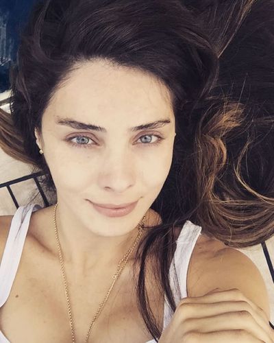 Nur Fettahoğlu seksi ifşa fotoğrafı 11