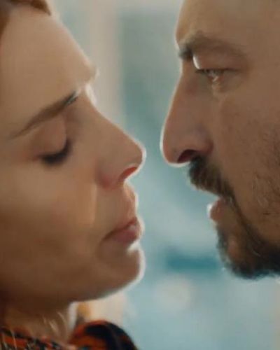 Nur Fettahoğlu seksi ifşa fotoğrafı 2 — Babil (2020)
