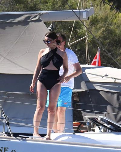 Nurgül Yeşilçay seksi ifşa fotoğrafı 113