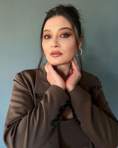 Nurgül Yeşilçay seksi ifşa fotoğrafı 127