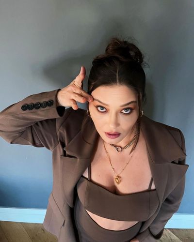 Nurgül Yeşilçay seksi ifşa fotoğrafı 148