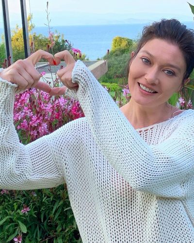 Nurgül Yeşilçay seksi ifşa fotoğrafı 339