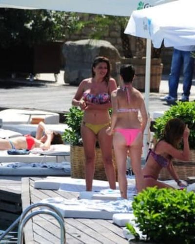 Nurgül Yeşilçay seksi ifşa fotoğrafı 349