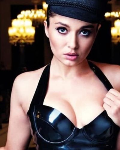 Nurgül Yeşilçay seksi ifşa fotoğrafı 357