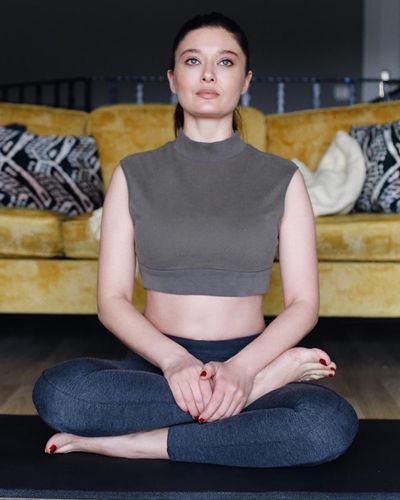 Nurgül Yeşilçay seksi ifşa fotoğrafı 362