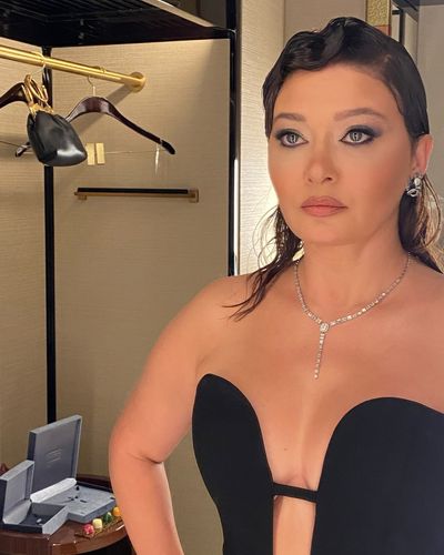 Nurgül Yeşilçay seksi ifşa fotoğrafı 86