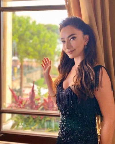 Öykü Gürman seksi ifşa fotoğrafı 24
