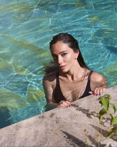 Öykü Gürman seksi ifşa fotoğrafı 2