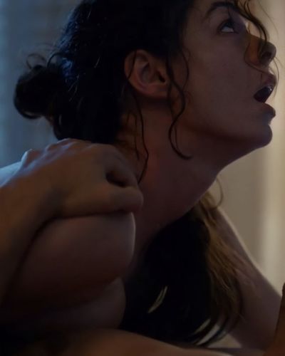 Özge Özpirinççi seksi ifşa fotoğrafı 72