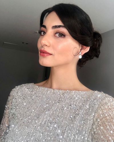 Özge Törer seksi ifşa fotoğrafı 100