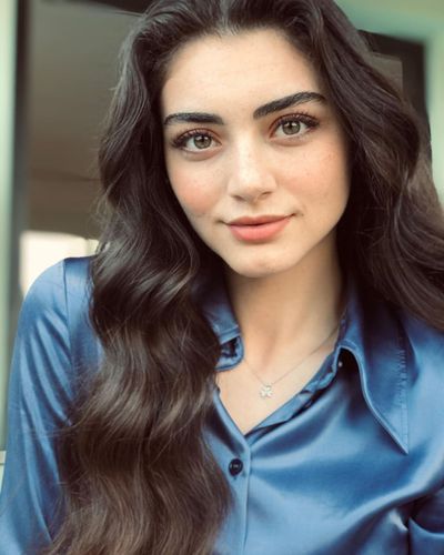 Özge Törer seksi ifşa fotoğrafı 130