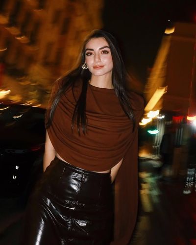 Özge Törer seksi ifşa fotoğrafı 16