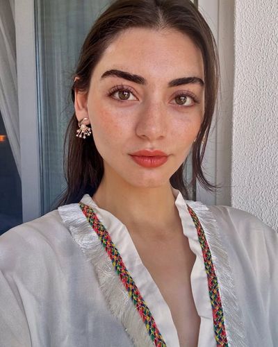 Özge Törer seksi ifşa fotoğrafı 25