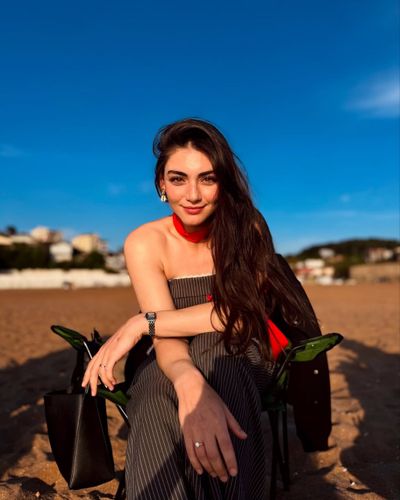 Özge Törer seksi ifşa fotoğrafı 28