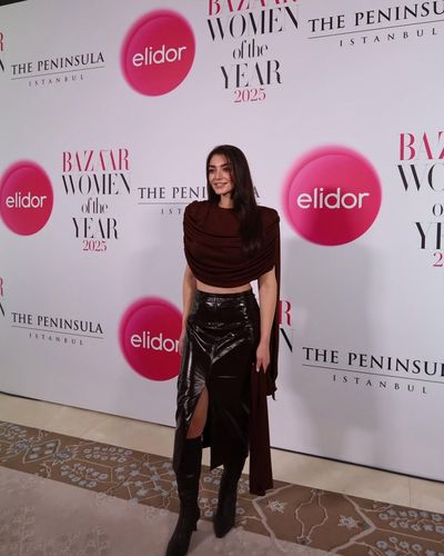 Özge Törer seksi ifşa fotoğrafı 29