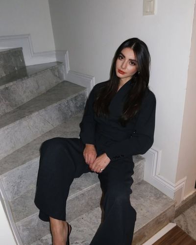 Özge Törer seksi ifşa fotoğrafı 2