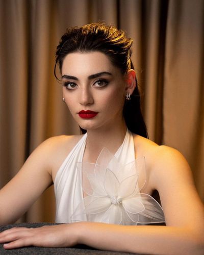 Özge Törer seksi ifşa fotoğrafı 58