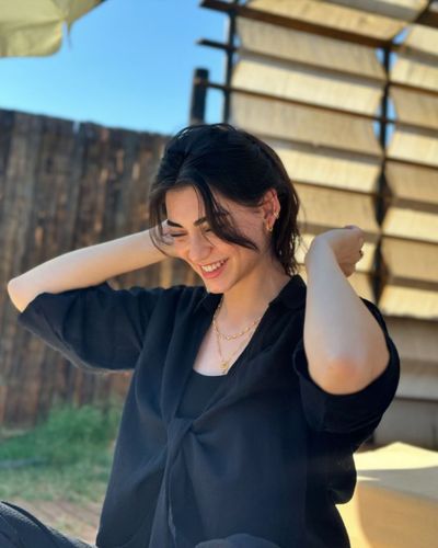 Özge Törer seksi ifşa fotoğrafı 63