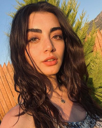 Özge Törer seksi ifşa fotoğrafı 83