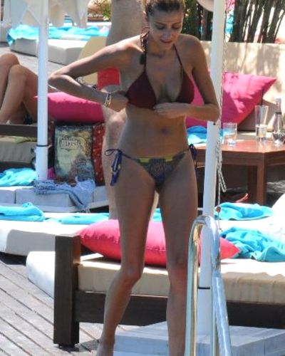 Özge Ulusoy seksi ifşa fotoğrafı 154