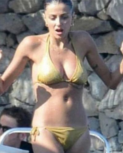 Özge Ulusoy seksi ifşa fotoğrafı 158