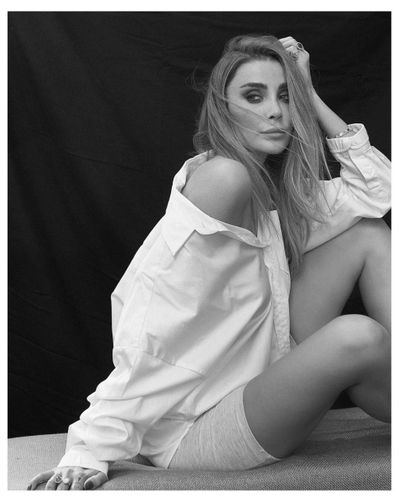Özge Ulusoy seksi ifşa fotoğrafı 62