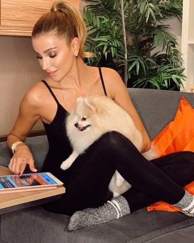 Özge Ulusoy seksi ifşa fotoğrafı 69