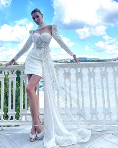 Özge Ulusoy seksi ifşa fotoğrafı 6