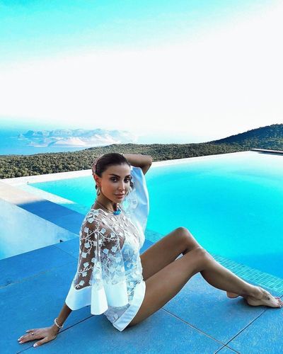 Özge Ulusoy seksi ifşa fotoğrafı 77