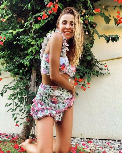 Özge Ulusoy seksi ifşa fotoğrafı 85