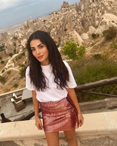 Özge Yağız seksi ifşa fotoğrafı 104