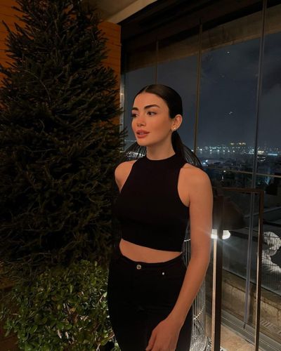 Özge Yağız seksi ifşa fotoğrafı 25379