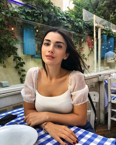 Özge Yağız seksi ifşa fotoğrafı 25330
