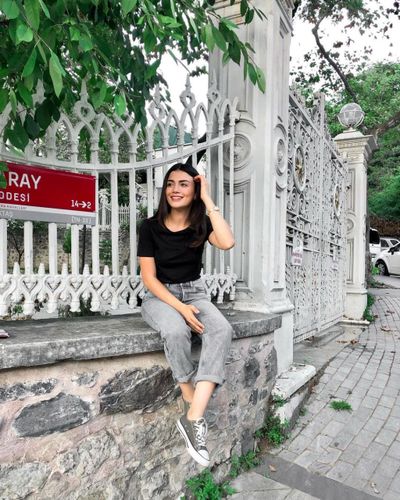 Özge Yağız seksi ifşa fotoğrafı 25329