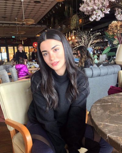 Özge Yağız seksi ifşa fotoğrafı 195